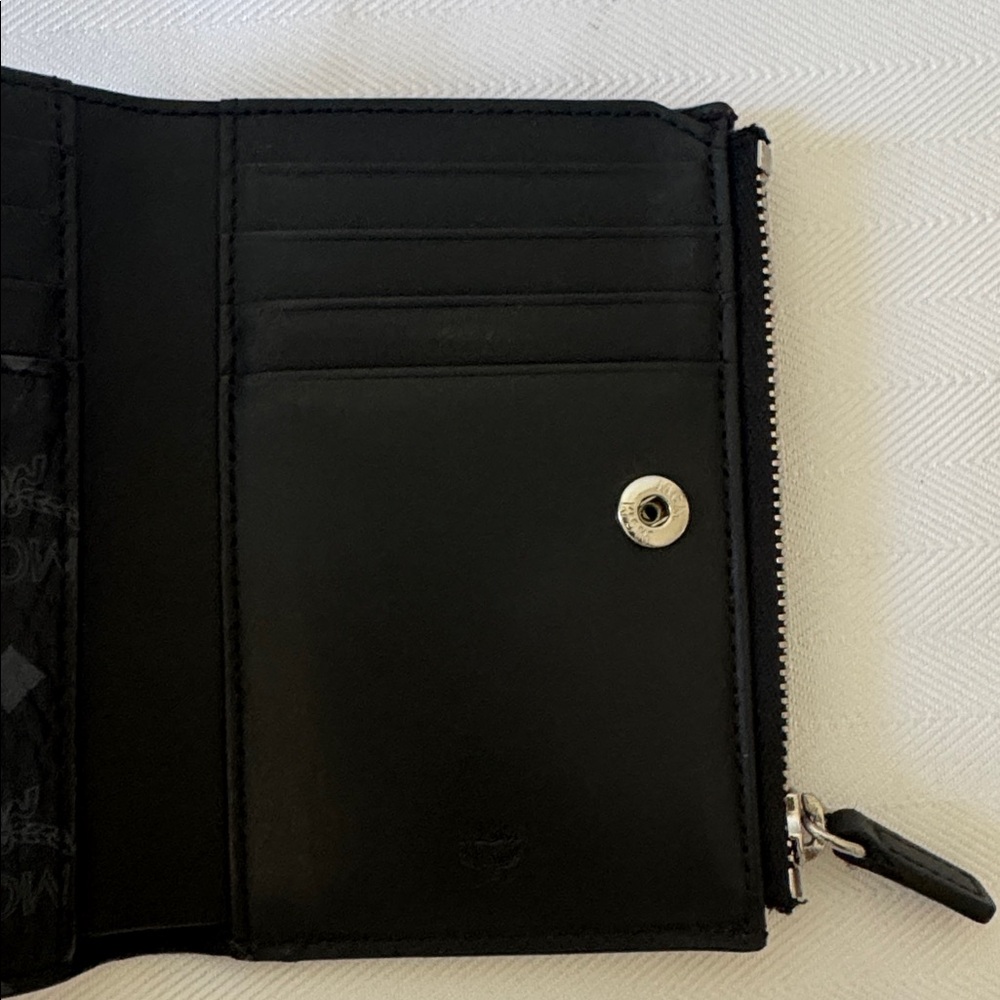 MCM Bifold Wallet Black Leather Pouch with Logo - Picture 5 of 6